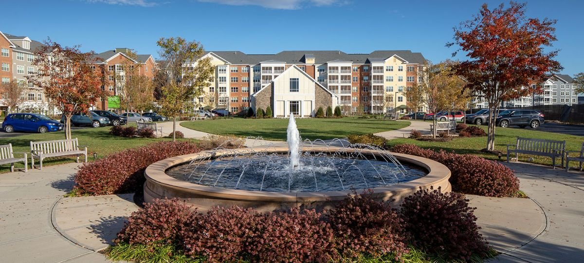 Fountain in front of Ashby Ponds community.